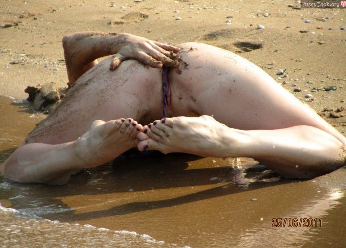 Rubbing Sand On Butt And Pussy Pussy Pictures Asses Boobs Largest Amateur Nude Girls