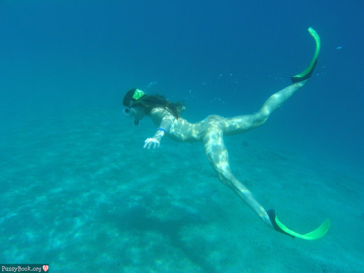 Porn Pictures Women Snorkelling