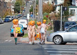 nudist-people-on-public-streets-halloween-pumpkins