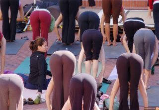 Yoga Girls Bent Over Cameltoes
