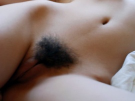 amazing-babe-body-pussy-hairy-mound