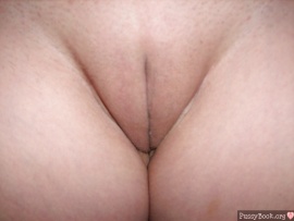 arab-pussy-shaved-vulva-closeup