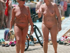 candid-old-naturist-women