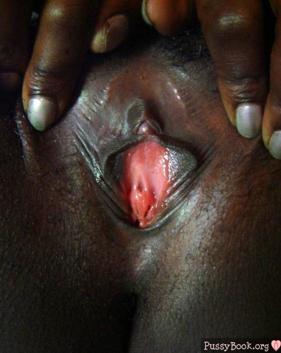 ebony-open-tight-vagina-close-up