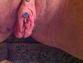 meaty-pussy-vulva-clitoris-piercieng