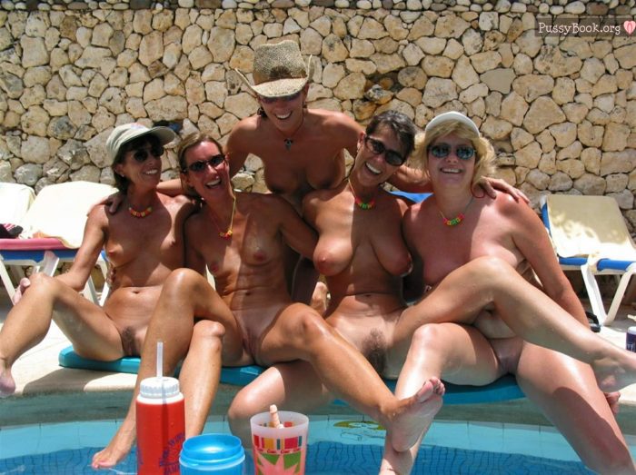 nude-matures-fun-at-the-pool