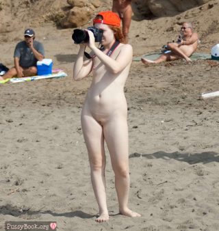 nudist-photographer-girl