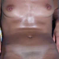 woman-flashing-clean-vulva-while-tanning